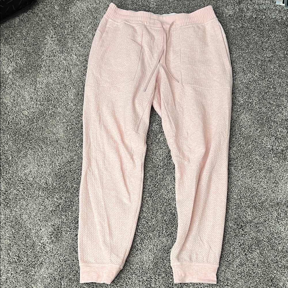Lululemon Men’s At Ease Jogger. Like new condition. Size L.